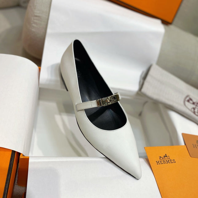 HM 26S KELLY BUCKLE MARY JANE POINTED FLATS IN CREAM WHITE CALFSKIN