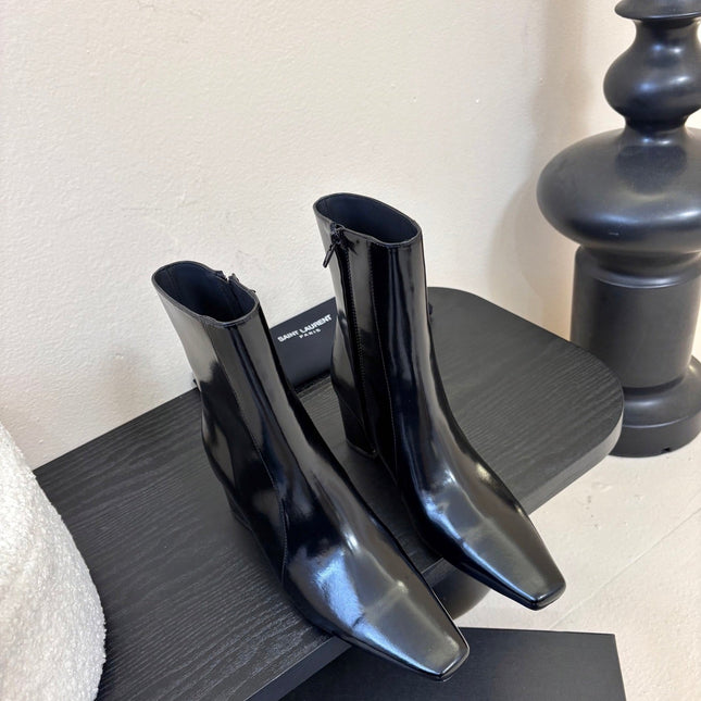 YSL 26S HEELED ANKLE BOOTS IN BLACK SHINY CALFSKIN
