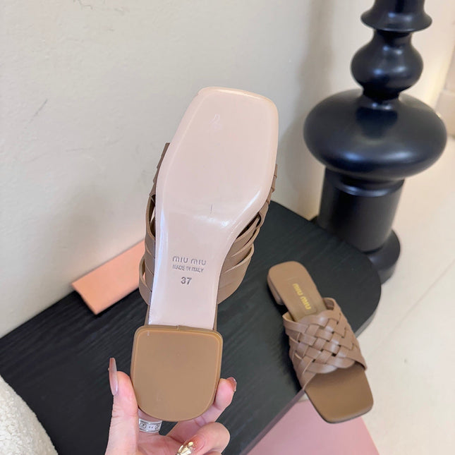 MIUMIU 26S IVETTE WOVEN SLIDE SANDALS IN BROWN CALFSKIN