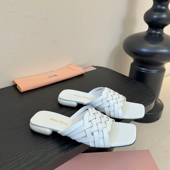 MIUMIU 26S IVETTE WOVEN SLIDE SANDALS IN WHITE CALFSKIN