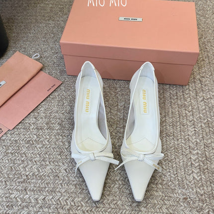 MIUMIU 26S HIGH-HEEL IN WHITE MESH AND LAMBSKIN WITH BOW