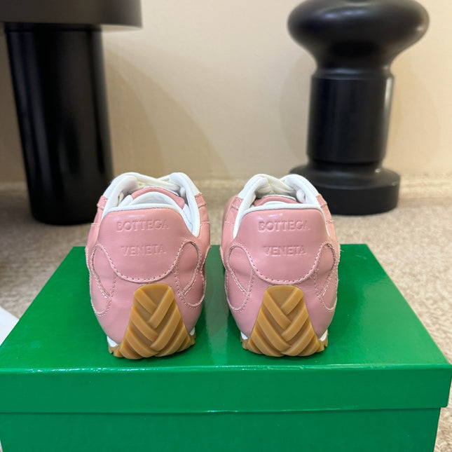 BOTTEGA VENETA 26S SNEAKERS IN PINK CALFSKIN