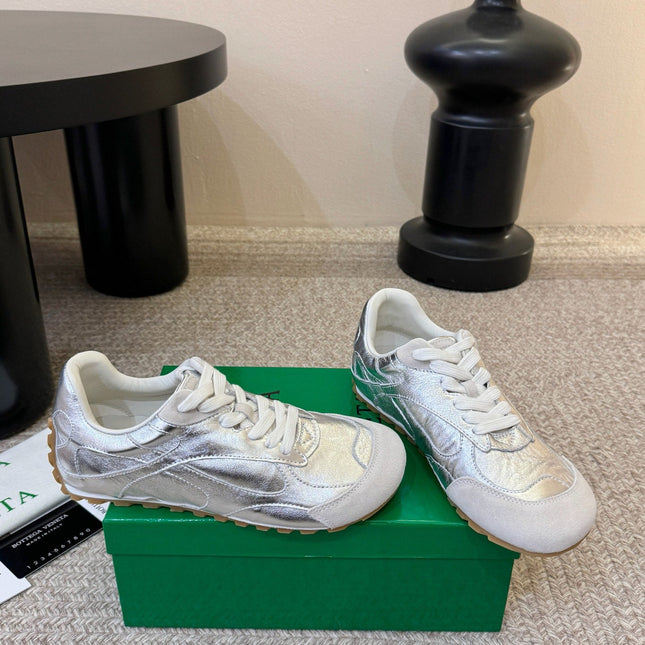BOTTEGA VENETA 26S SNEAKERS IN SILVER CALFSKIN