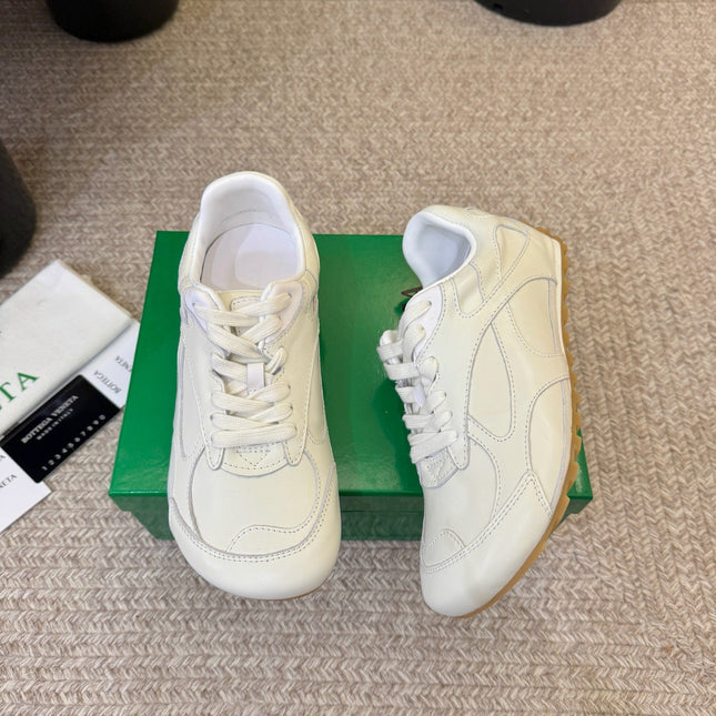 BOTTEGA VENETA 26S SNEAKERS IN WHITE CALFSKIN