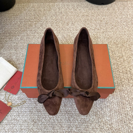 LP 26S BALLET FLATS IN DARK BROWN SUEDE WITH SATIN BOW
