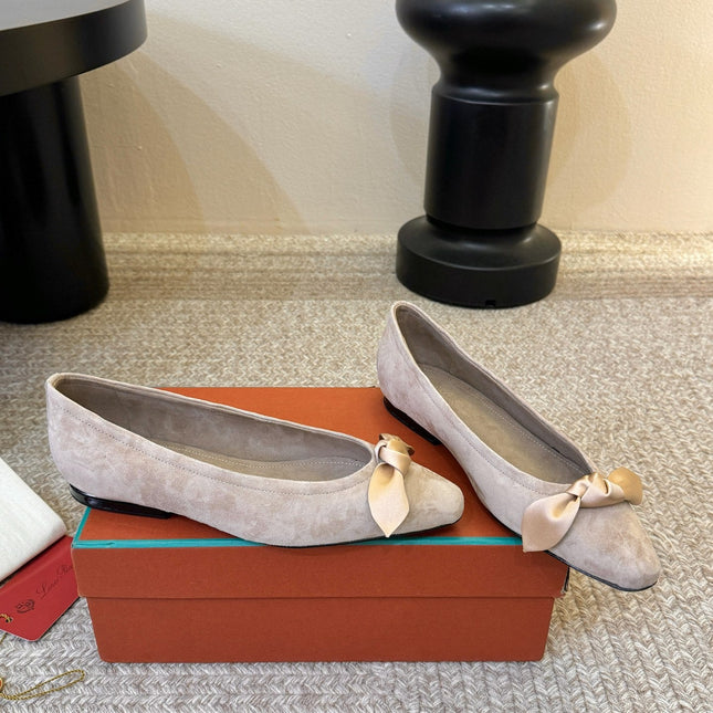 LP 26S BALLET FLATS IN NUDE PINK SUEDE WITH SATIN BOW