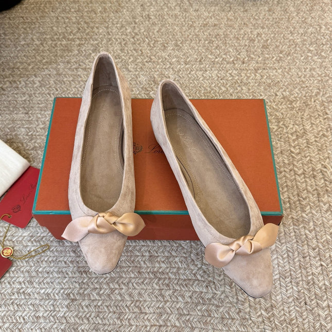 LP 26S BALLET FLATS IN NUDE PINK SUEDE WITH SATIN BOW