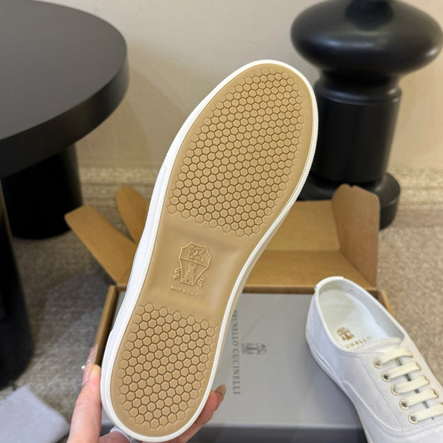 LP 26S LACE-UP SNEAKERS IN CREAM WHITE SUEDE