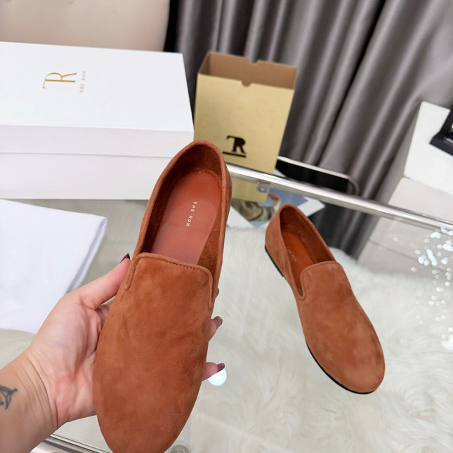 THE ROW 26S CLASSIC LOAFER FLATS IN COGNAC BROWN SUEDE