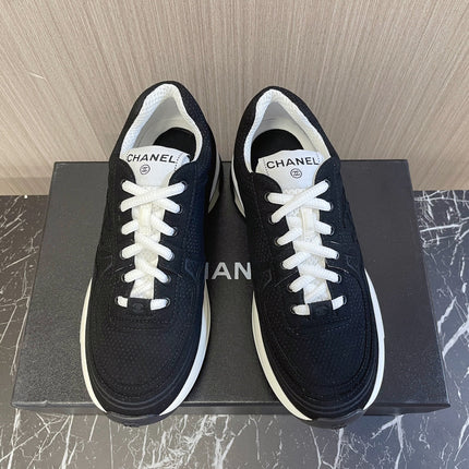 CHANEL 26S SNEAKER IN BLACK QUILTED CALFSKIN AND WHITE LOW TOP