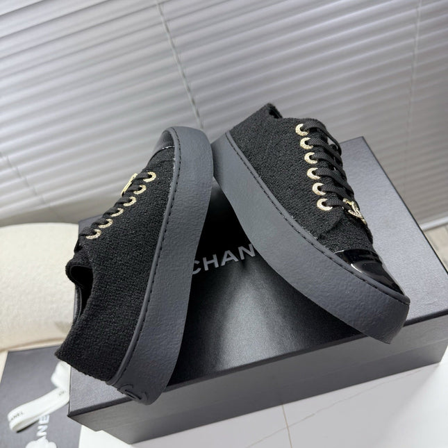 CHANEL 25S TRAINERS BLACK 35MM IN GLITTERED TWEED AND PATENT CALFSKIN