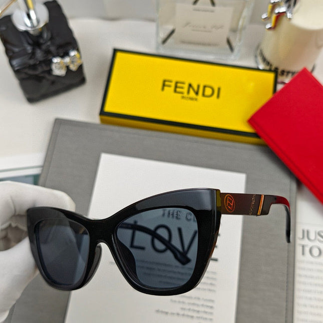 DIAGONAL CAT-EYE FRAME SUNGLASSES 58002 IN ACETATE
