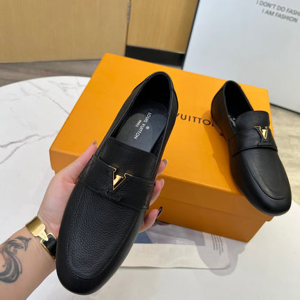 LV 26S MARE FLEX LOAFERS IN BLACK GRAINED CALFSKIN