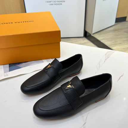 LV 26S MARE FLEX LOAFERS IN BLACK GRAINED CALFSKIN