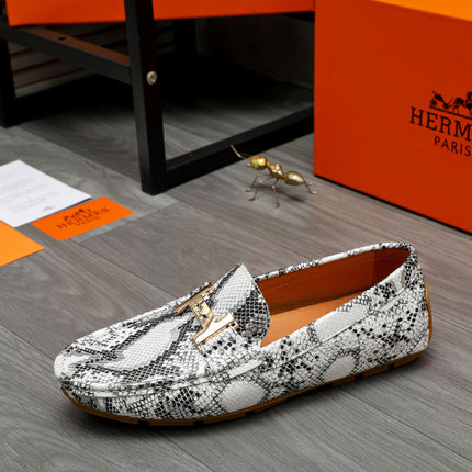 HM SNAKESKIN MOTIF LOAFER WHITE AND BLACK CALFSKIN