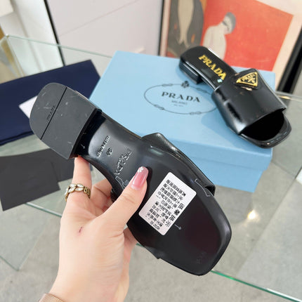 PRA SAFFIANO PATENT SLIDES BLACK CALFSKIN