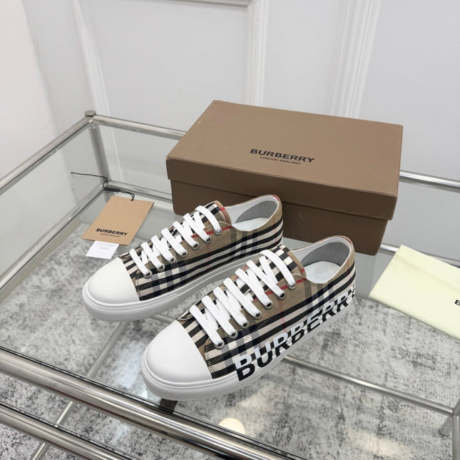 BURBERRY 26S LOGO CHECK LOW TOP SNEAKERS IN ARCHIVE BEIGE CANVAS