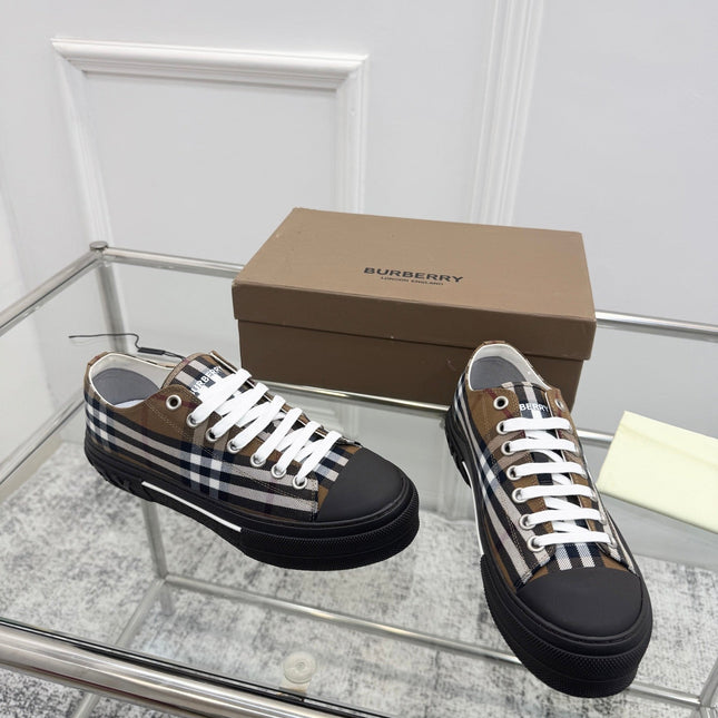 BURBERRY 26S VINTAGE CHECK LOW TOP SNEAKERS IN BLACK AND BROWN CANVAS
