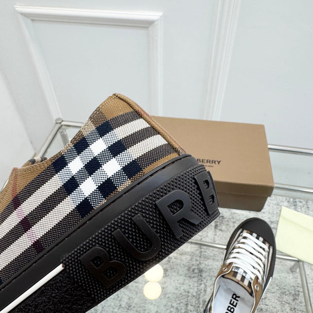 BURBERRY 26S VINTAGE CHECK LOW TOP SNEAKERS IN BLACK AND BROWN CANVAS