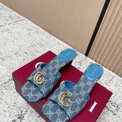 GUCCI 26S HIGH HEELS IN BLUE DENIM WITH GOLD HARDWARE