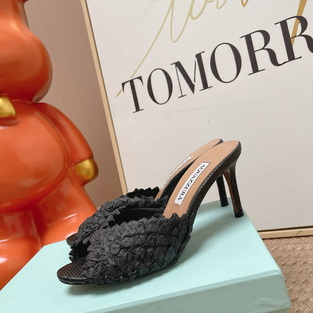 AQUAZZURA 26S HEELED MULES 80 MM IN BLACK WOVEN RAFFIA