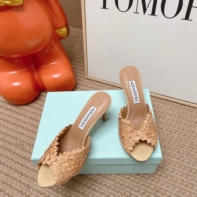 AQUAZZURA 26S HEELED MULES 80 MM IN BEIGE WOVEN RAFFIA