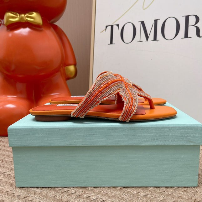 AQUAZZURA 26S STARFISH BEADED THONG SANDALS IN ORANGE LAMBSKIN