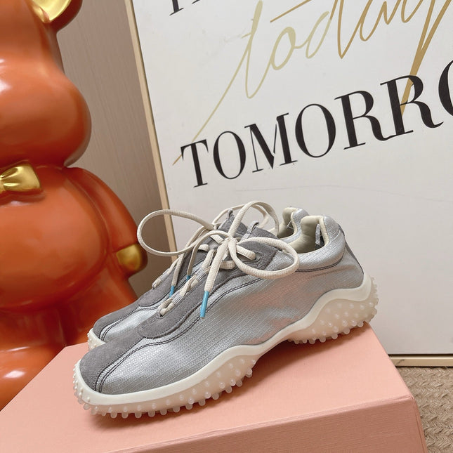 MIUMIU 26S SNEAKER IN GREY SUEDE AND SILVER FABRIC STYLE 6