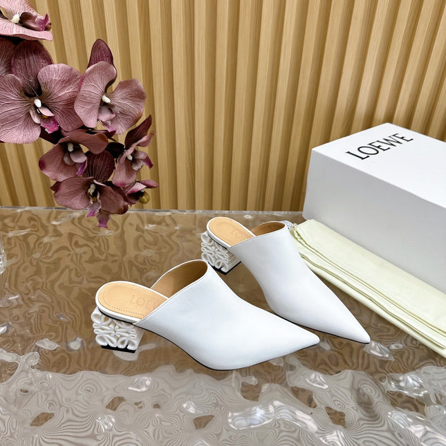 LOEWE 26S POINTED MULE PUMPS 45MM IN WHITE CALFSKIN WITH ANAGRAM HEEL