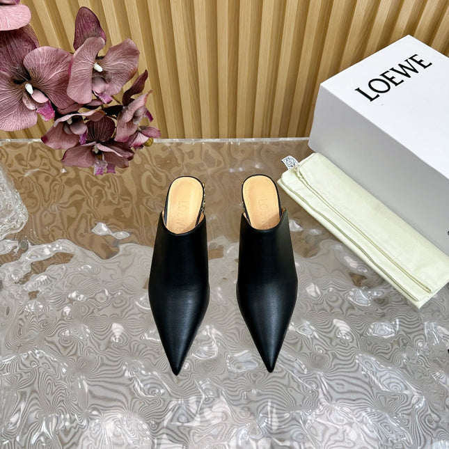 LOEWE 26S POINTED MULE PUMPS 45MM IN BLACK CALFSKIN WITH ANAGRAM HEEL