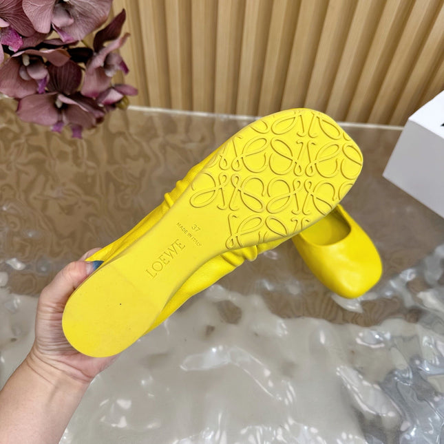 LOEWE 26S BALLET FLATS IN YELLOW CALFSKIN