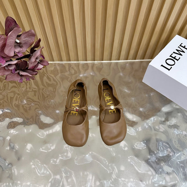 LOEWE 26S BALLET FLATS IN BROWN CALFSKIN