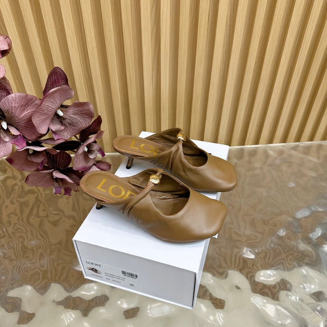 LOEWE 26S PEBBLE SOFT MULE IN BROWN LAMBSKIN GOLD HARDWARE