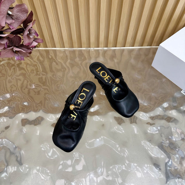LOEWE 26S PEBBLE SOFT MULE IN BLACK LAMBSKIN GOLD HARDWARE
