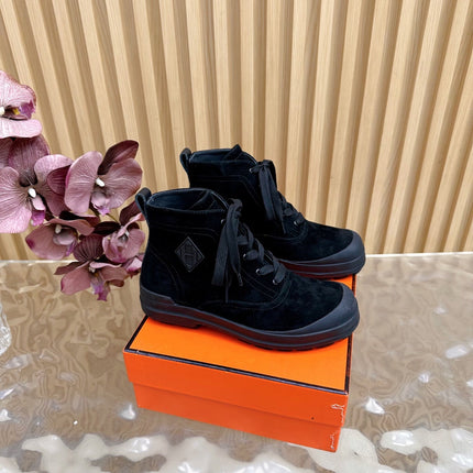 HM 25S KOOLER ANKLE BOOTS IN BLACK SUEDE