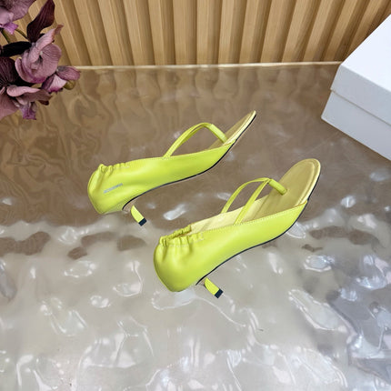JACQUEMUS 26S THONG HEEL SANDALS 45 MM IN LEMON YELLOW CALFSKIN