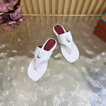 LP 26S THONG SANDALS IN WHITE SUEDE SILVER HARDWARE