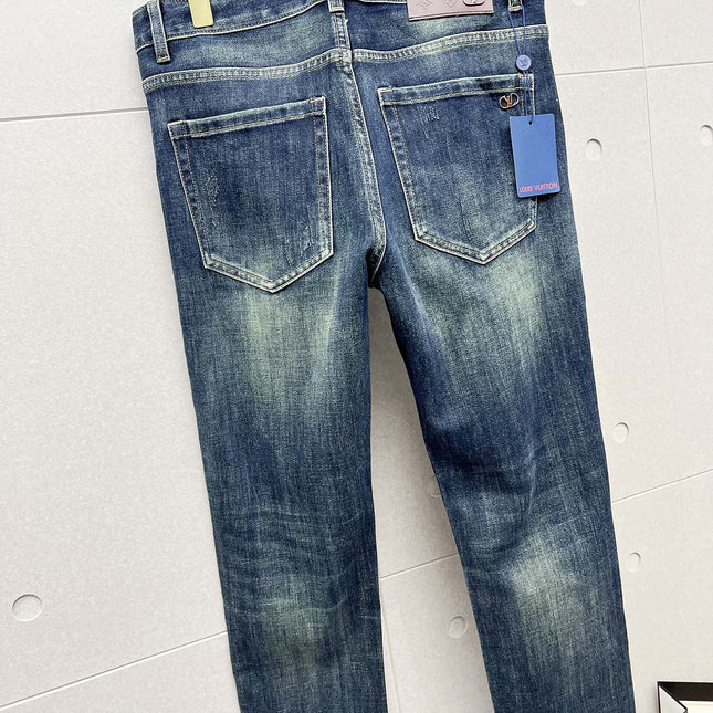 LV BLUE DENIM JEAN 239500