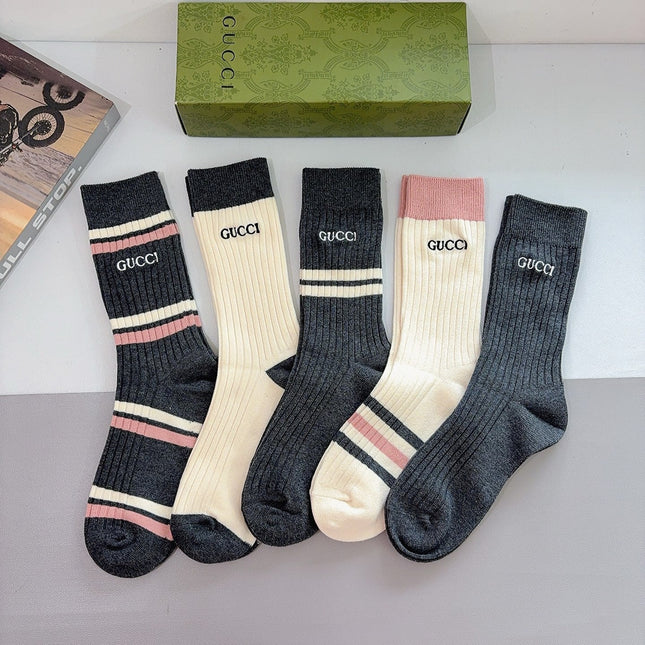 GUCCI 26S CREW SOCKS 393977 (1 BOX)