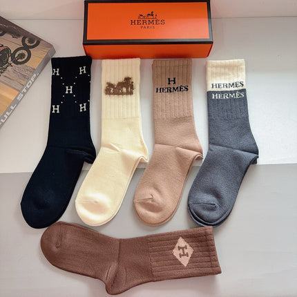 HERMES 26S CREW SOCKS 273855 (1 BOX)