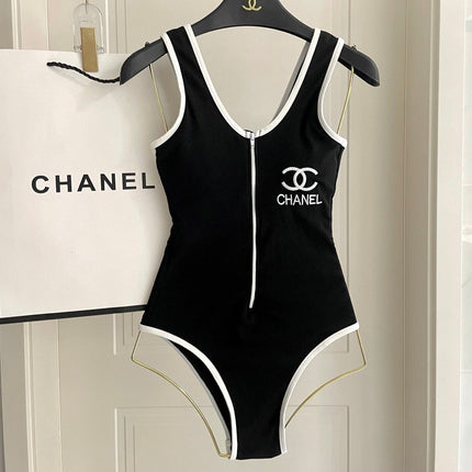 CC BIKINI SWIMSUIT SET IN BLACK AND  WHITE TRIM 604255