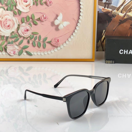 CHANEL 26S SQUARE-FRAME SUNGLASSES IN BLACK ACETATE 408399