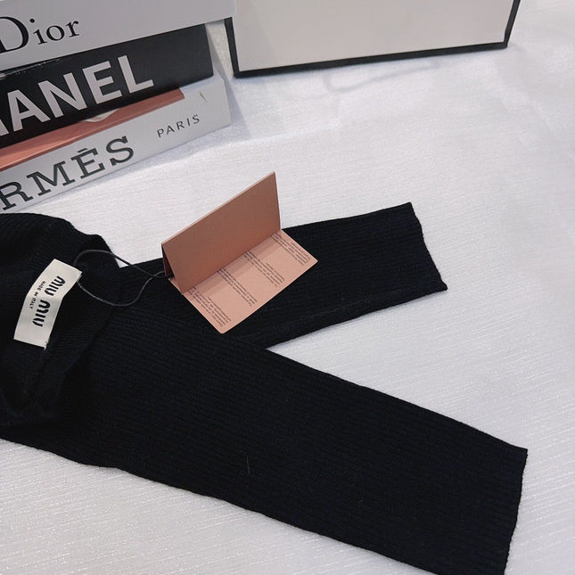 MIUMIU SWEATER STYLE 722