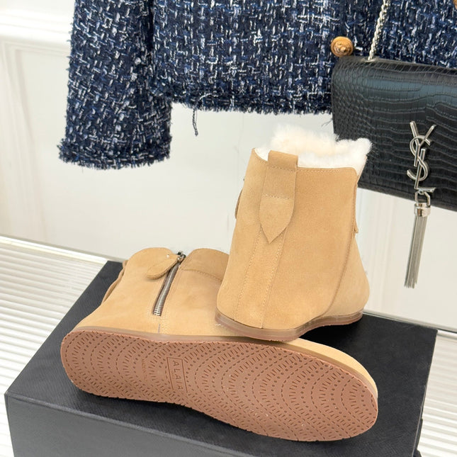 ALAIA 26S SNOW BOOTS IN DARK BEIGE SUEDE AND WOOL