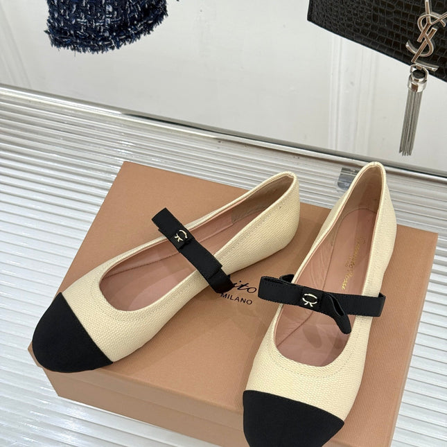 GIANVITO ROSSI 26S MARY JANE FLATS IN BLACK AND CREAM WHITE FABRIC
