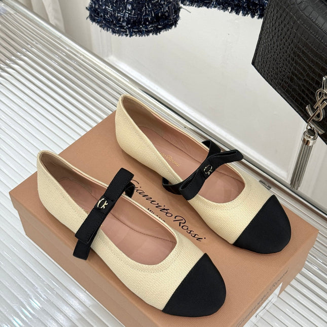 GIANVITO ROSSI 26S MARY JANE FLATS IN BLACK AND CREAM WHITE FABRIC