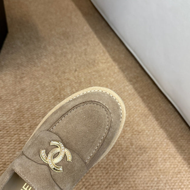 CHANEL 26S LOAFER IN TAUPE BROWN SUEDE CC LOGO