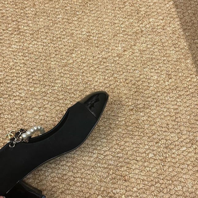 CHANEL 26S MARY JANE PEARL STRAP HIGH HEELS IN BLACK CALFSKIN