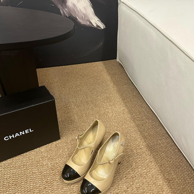 CHANEL 26S MARY JANE HEELS IN BEIGE CALFSKIN WITH BLACK CAP TOE