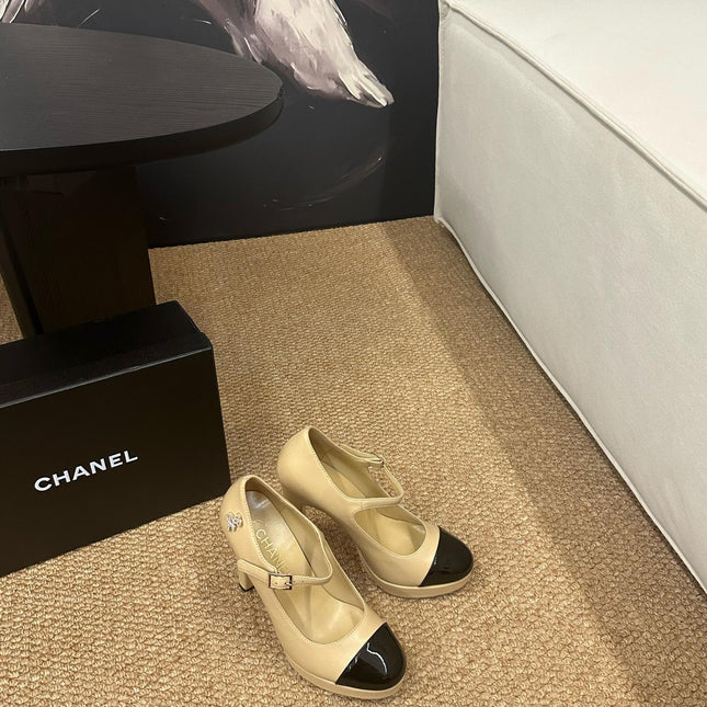 CHANEL 26S MARY JANE HEELS IN BEIGE CALFSKIN WITH BLACK CAP TOE